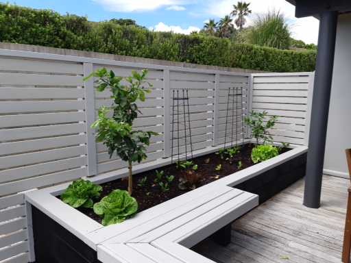 professional landscaper in Tauranga